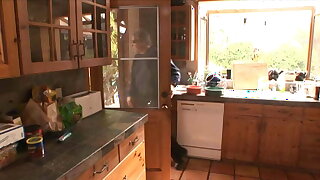 Bored housewife gets drilled by handyman and tastes worker's cock