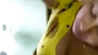 Horny indian desi Housewife Sucks Cock while Showing Cleavage - SoumyaRoy.Com