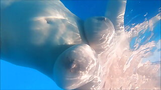 Underwater Boobs